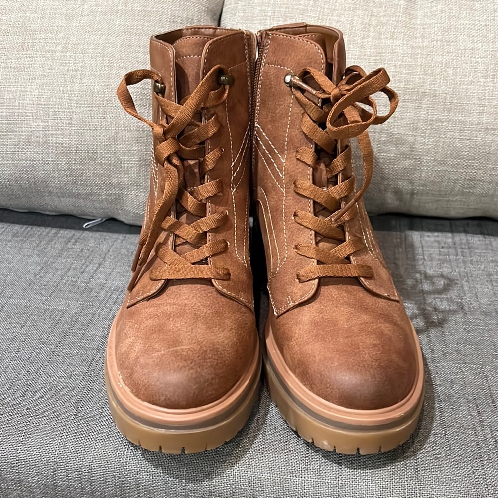 Naturalizer Combat boots